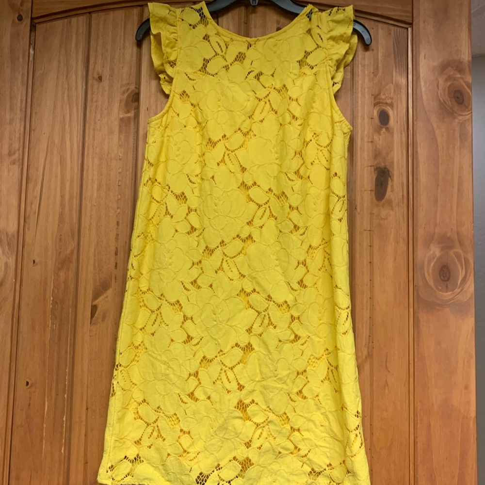 Yellow spring, floral dress